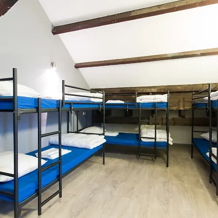 Hostel King's