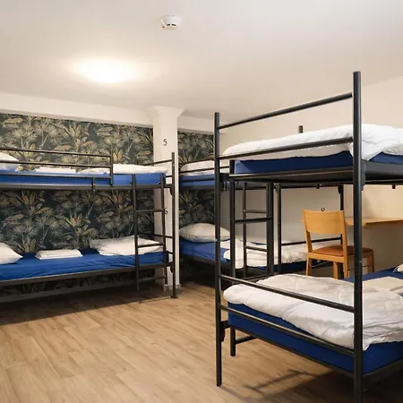 Hostel King's