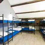 Hostel King's