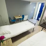 Hostel King's