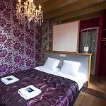 King's Hostel